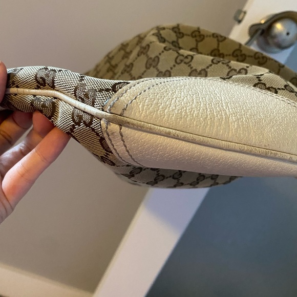 Vintage Gucci Shoulder Bag - Picture 6 of 8